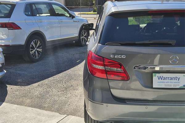 2014 Mercedes-Benz B-Class B200 W246