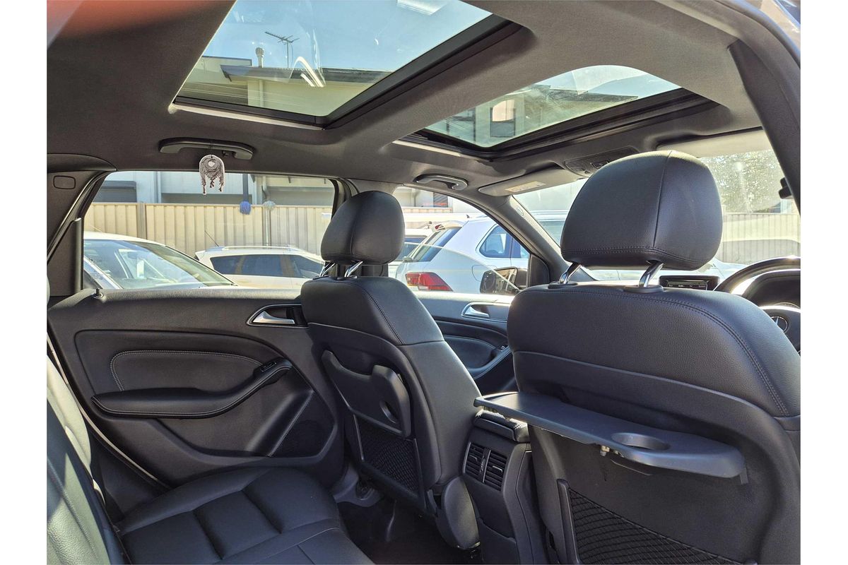 2014 Mercedes-Benz B-Class B200 W246