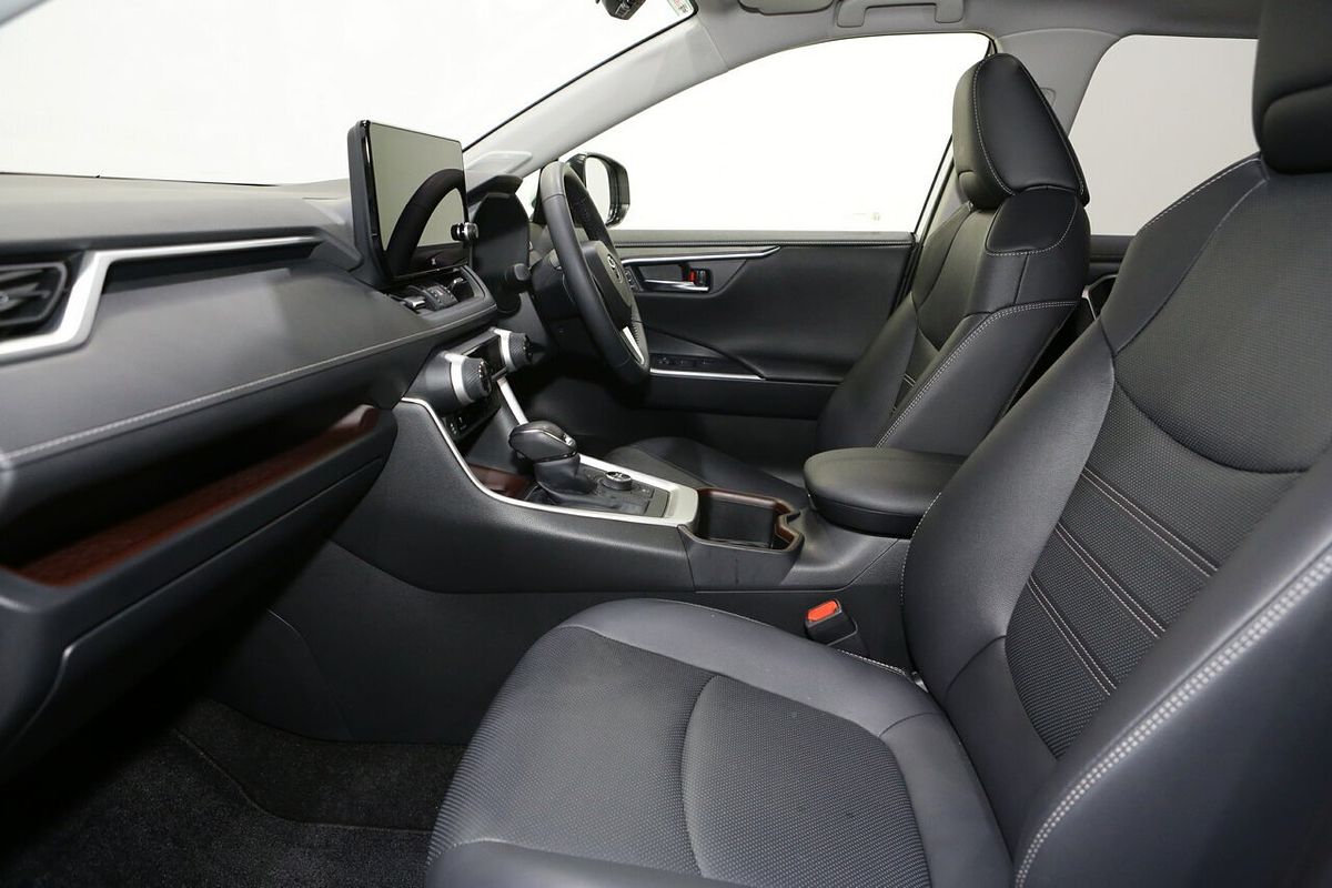 2024 Toyota RAV4 Cruiser AXAH54R