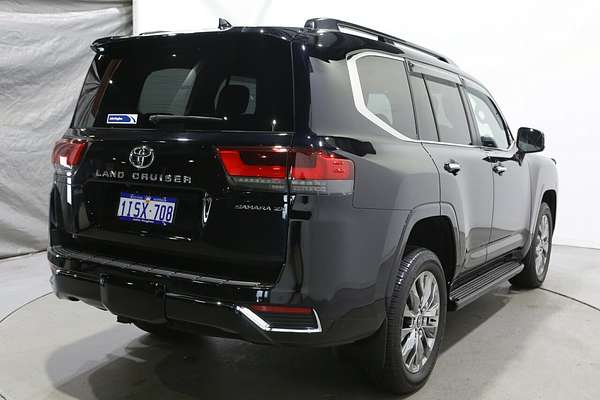 2022 Toyota Landcruiser Sahara ZX FJA300R