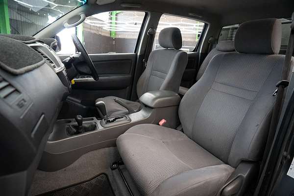 2012 Toyota Hilux SR5 KUN26R 4X4