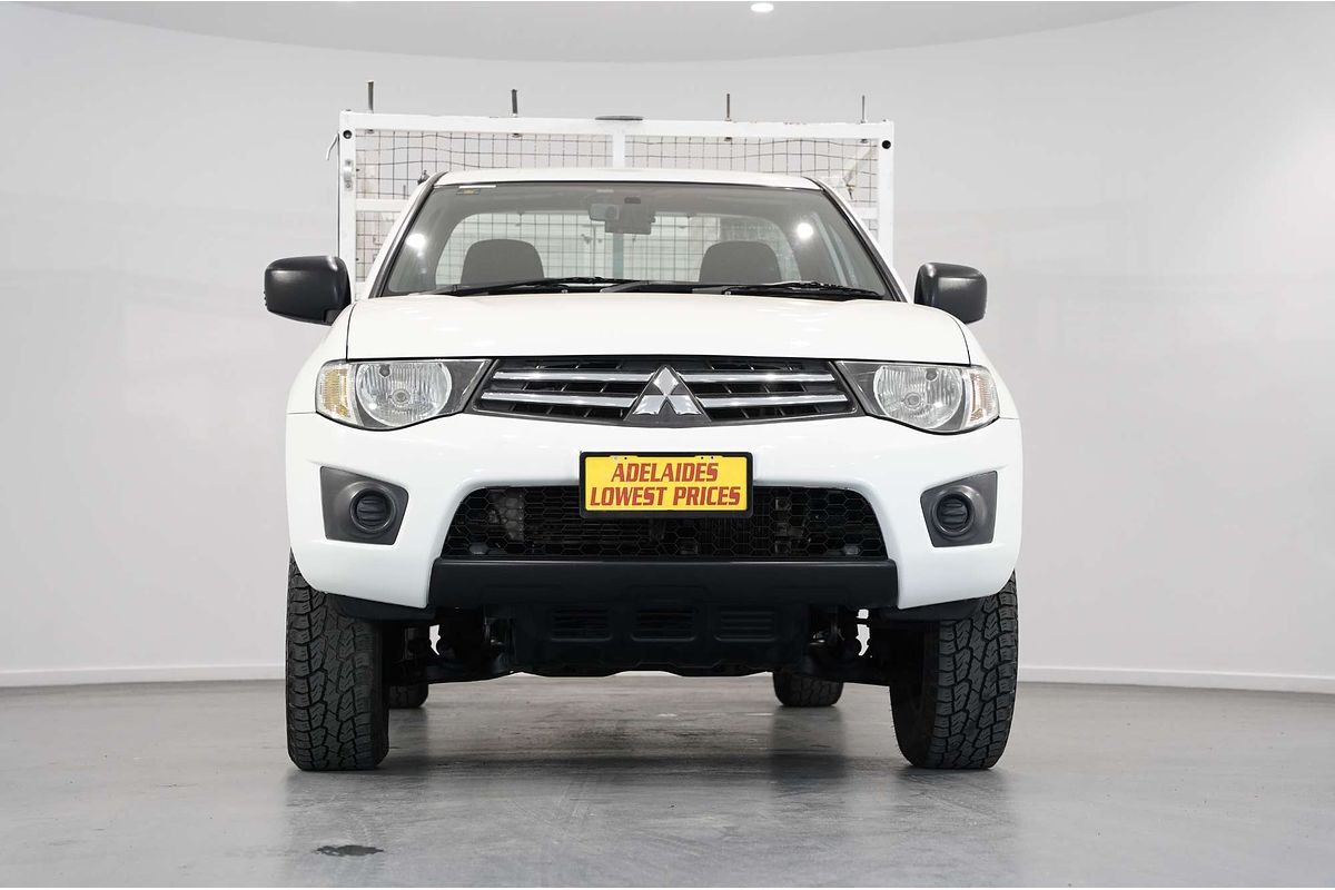 2013 Mitsubishi Triton GLX MN Rear Wheel Drive