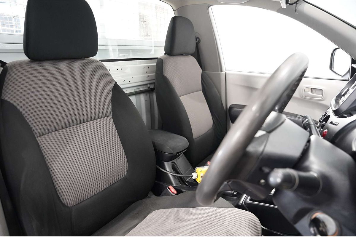 2013 Mitsubishi Triton GLX MN Rear Wheel Drive