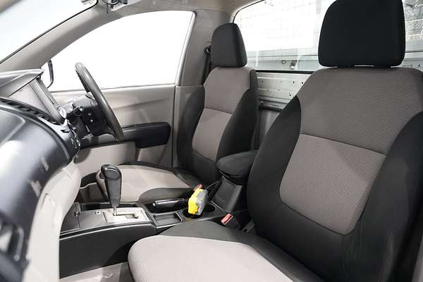 2013 Mitsubishi Triton GLX MN Rear Wheel Drive