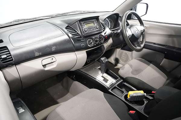 2013 Mitsubishi Triton GLX MN Rear Wheel Drive