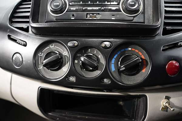 2013 Mitsubishi Triton GLX MN Rear Wheel Drive