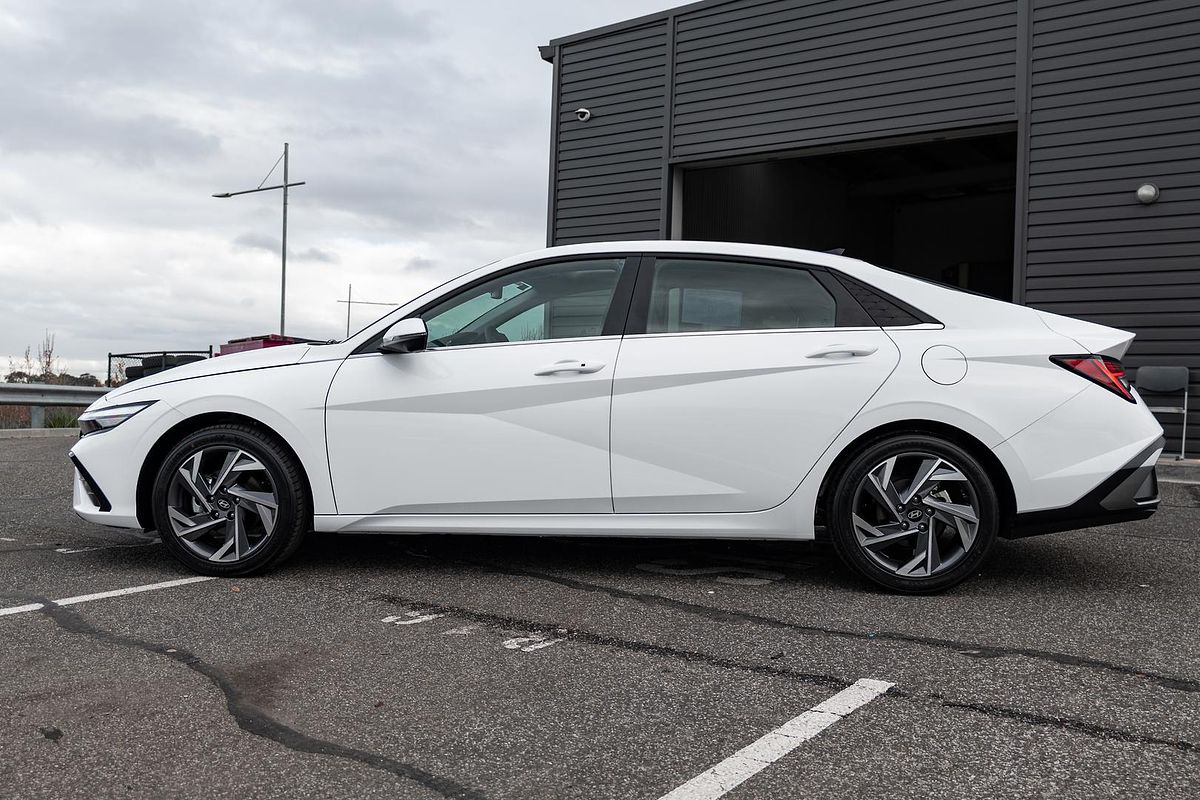 2025 Hyundai i30 Premium CN7.V2