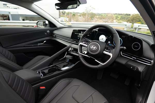 2025 Hyundai i30 Premium CN7.V2