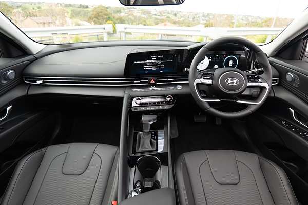 2025 Hyundai i30 Premium CN7.V2