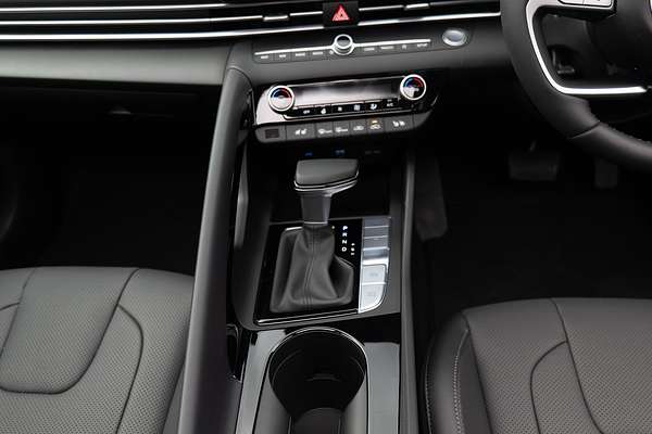 2025 Hyundai i30 Premium CN7.V2