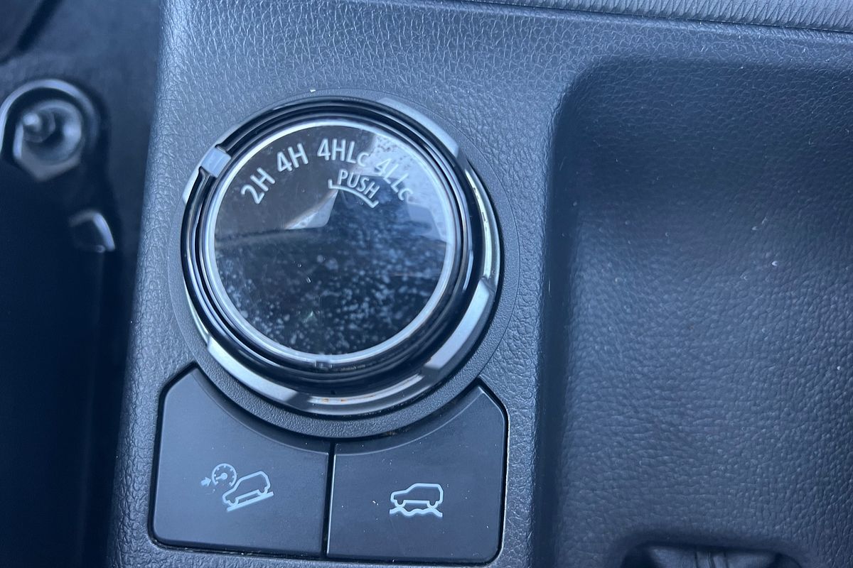 2021 Mitsubishi Triton GSR MR 4X4