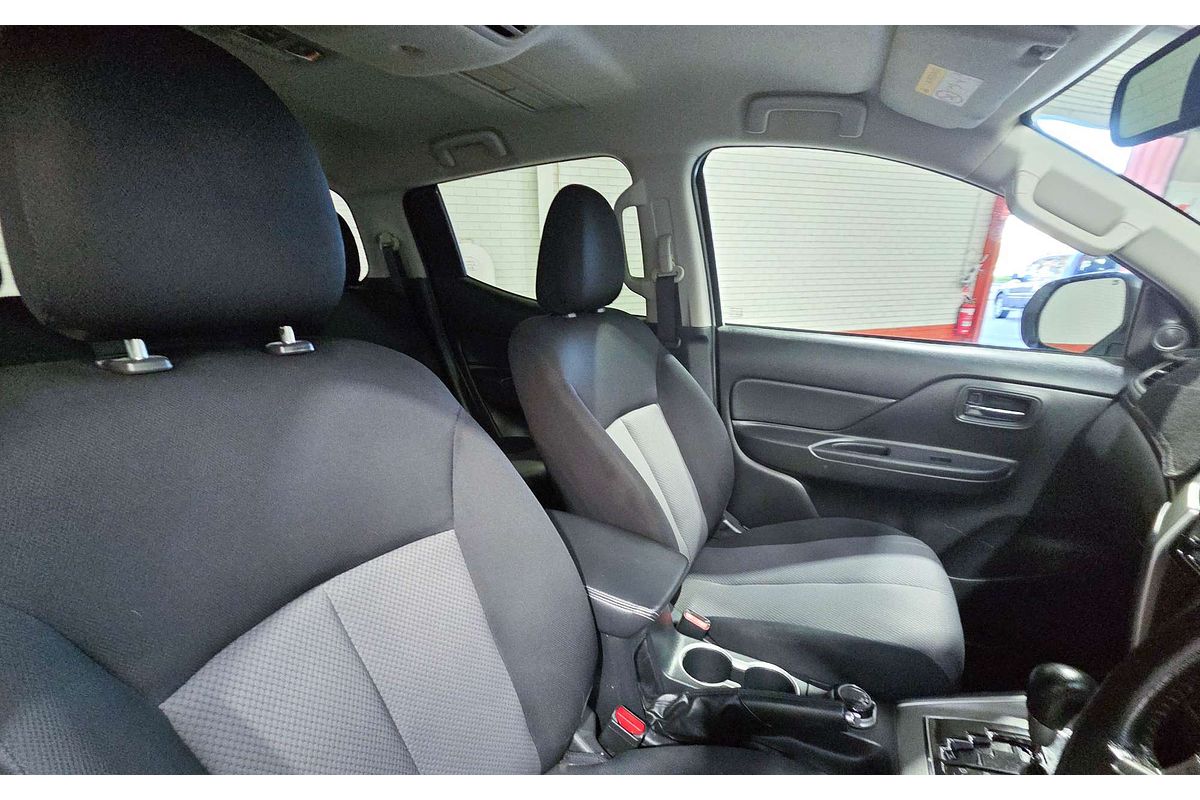 2020 Mitsubishi Triton GLX-R MR 4X4