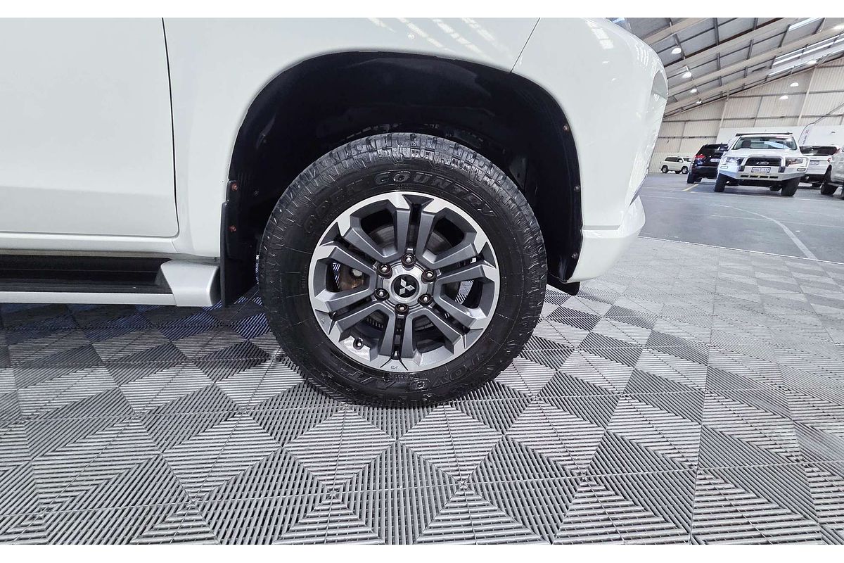 2020 Mitsubishi Triton GLX-R MR 4X4