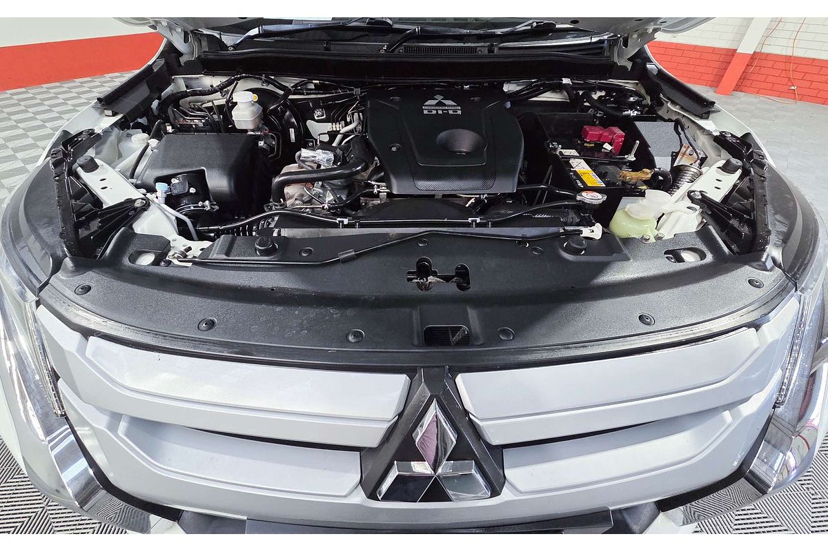 2020 Mitsubishi Triton GLX-R MR 4X4