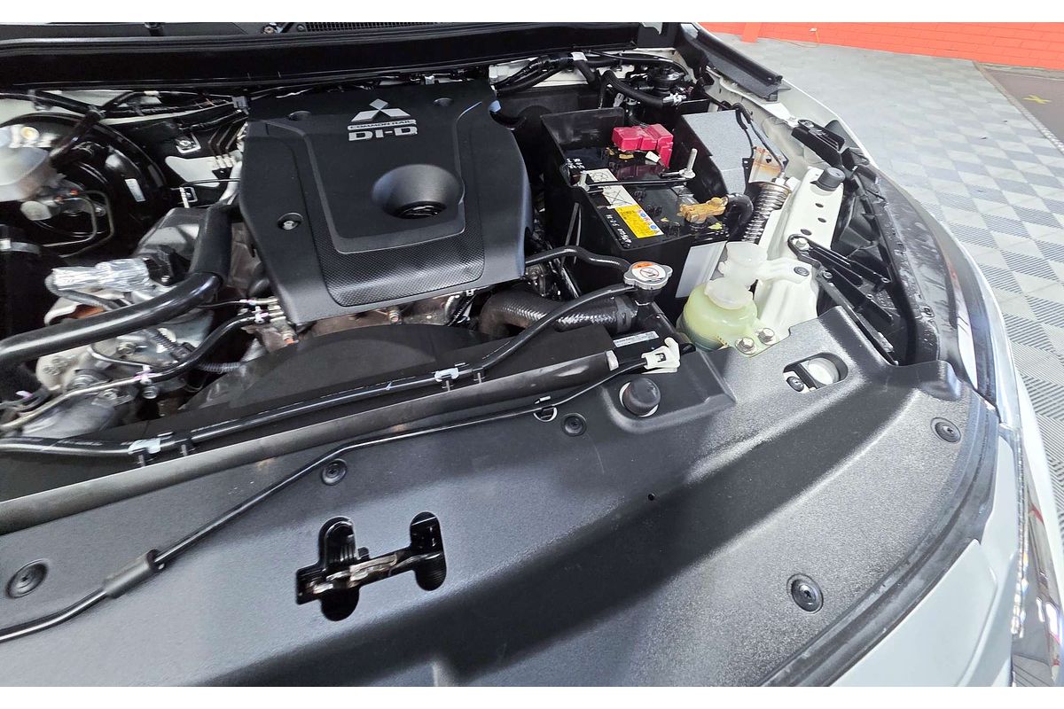 2020 Mitsubishi Triton GLX-R MR 4X4