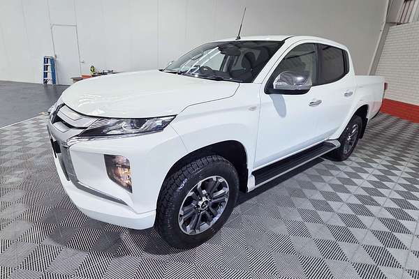 2020 Mitsubishi Triton GLX-R MR 4X4