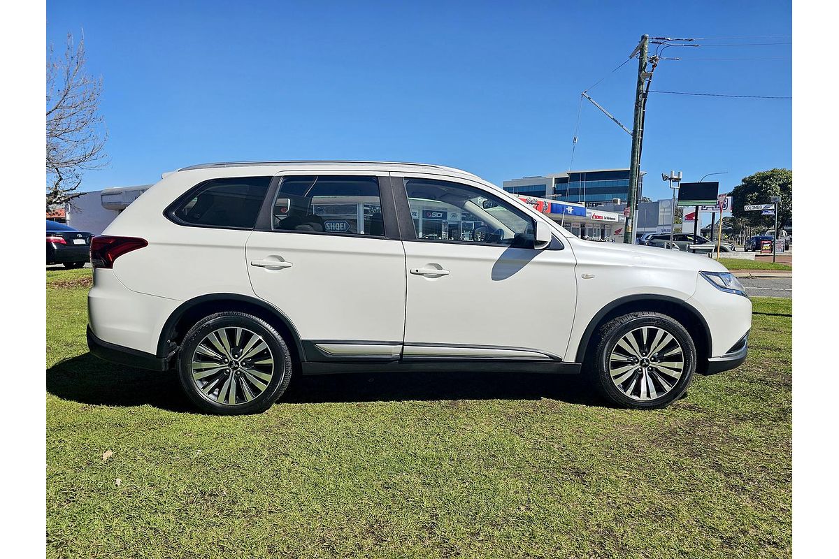 2018 Mitsubishi Outlander ES ZL