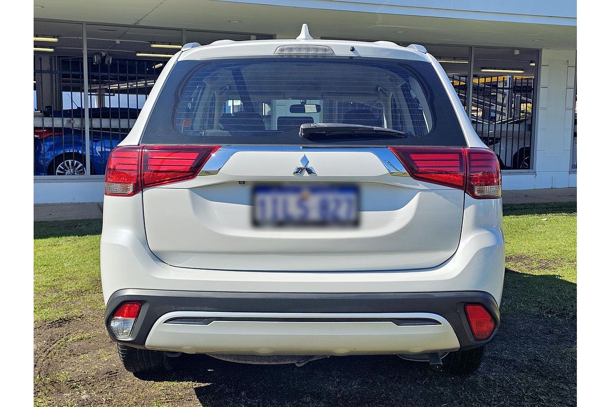 2018 Mitsubishi Outlander ES ZL