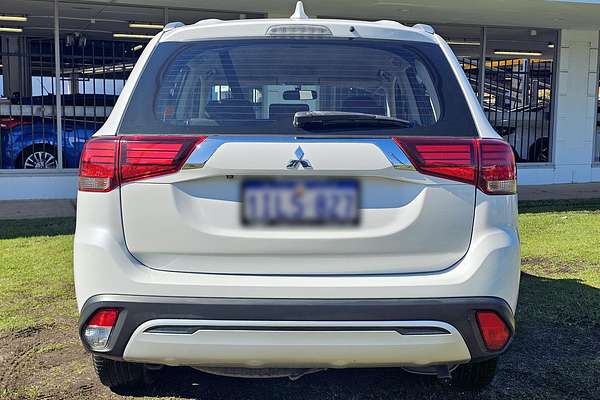 2018 Mitsubishi Outlander ES ZL