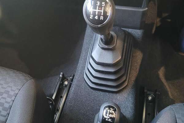 2024 Suzuki Jimny GLX GJ