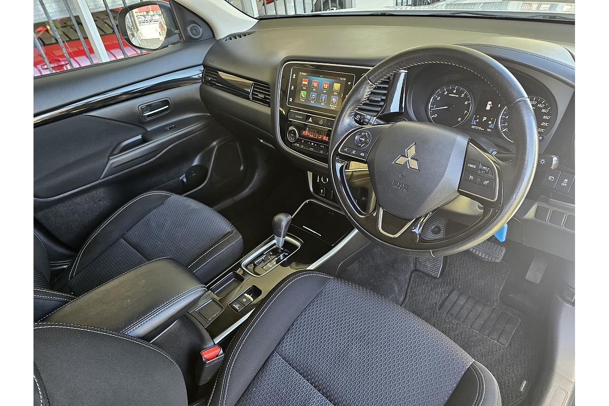 2018 Mitsubishi Outlander ES ZL