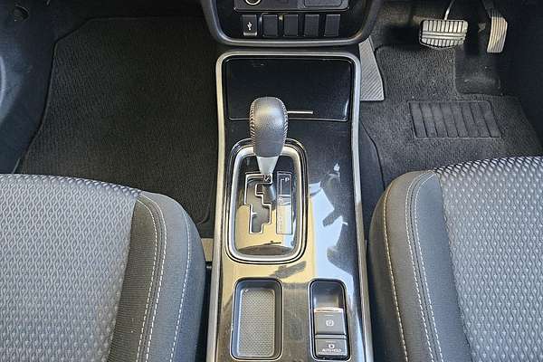 2018 Mitsubishi Outlander ES ZL