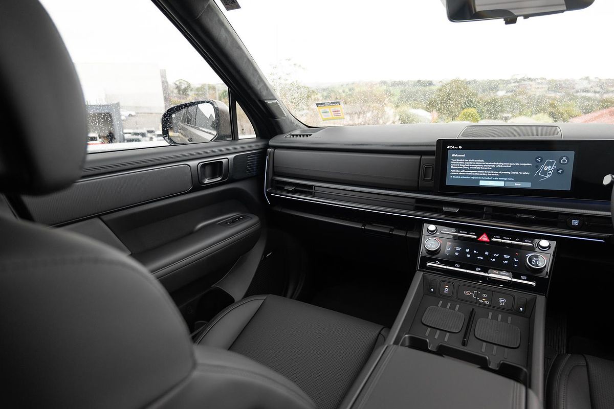 2025 Hyundai Santa Fe Hybrid Calligraphy MX5.V1