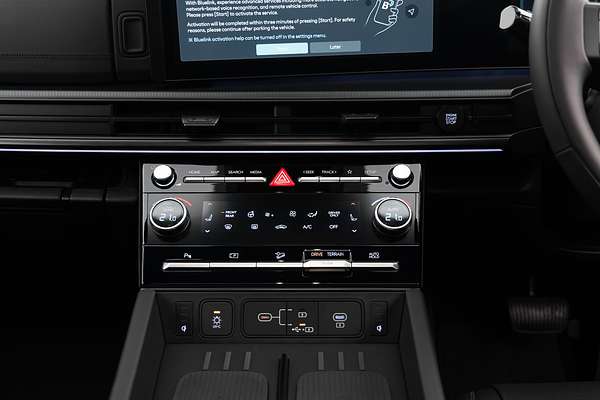 2025 Hyundai Santa Fe Hybrid Calligraphy MX5.V1
