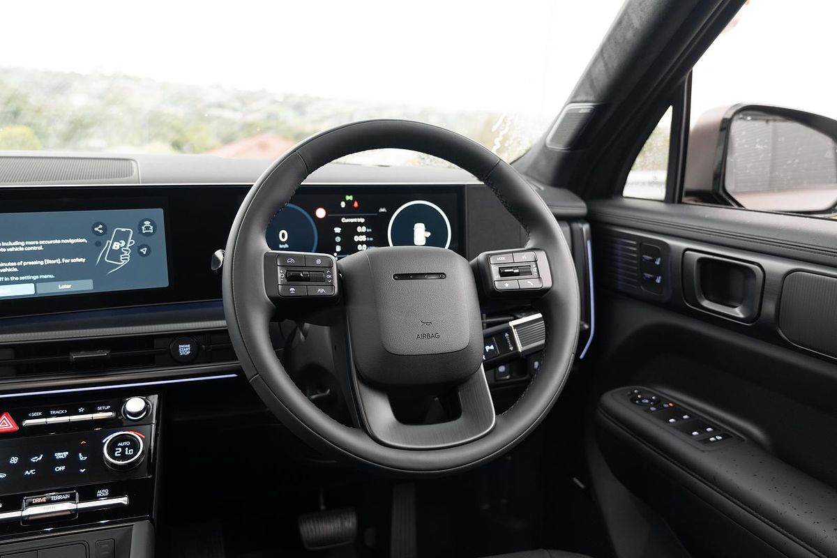 2025 Hyundai Santa Fe Hybrid Calligraphy MX5.V1