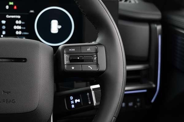 2025 Hyundai Santa Fe Hybrid Calligraphy MX5.V1