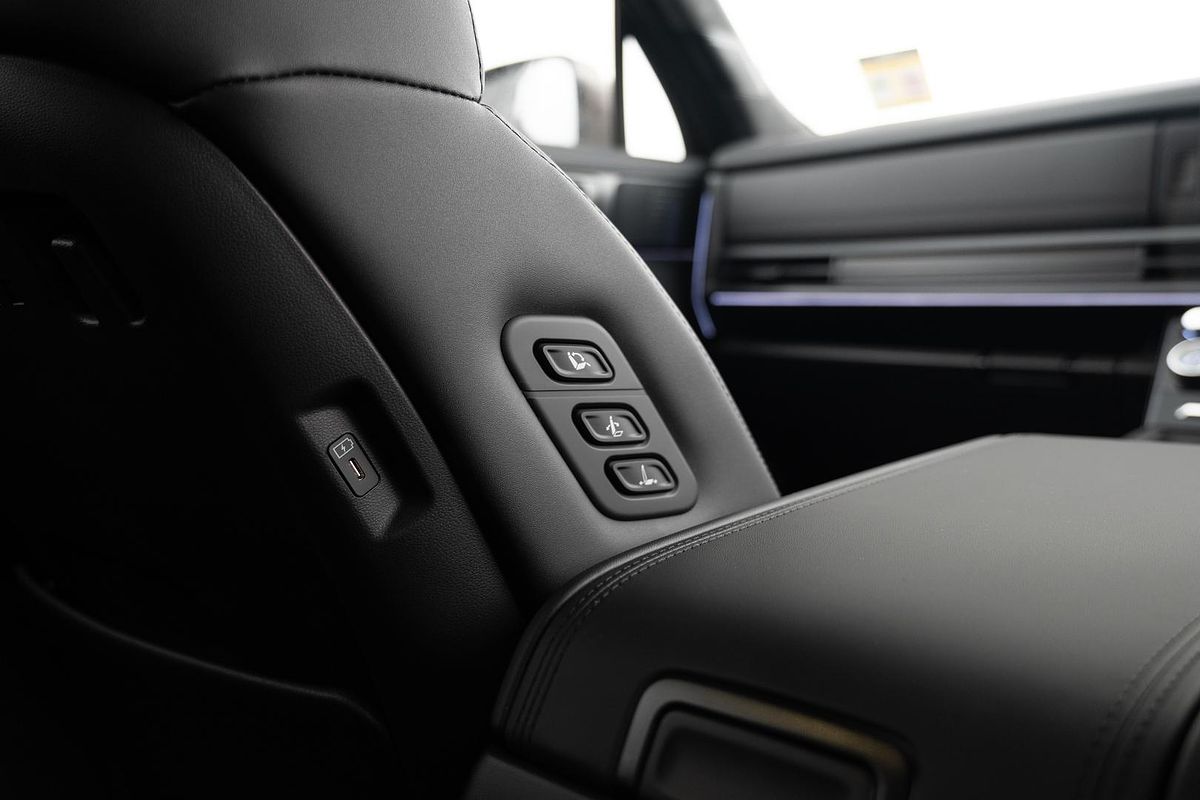 2025 Hyundai Santa Fe Hybrid Calligraphy MX5.V1