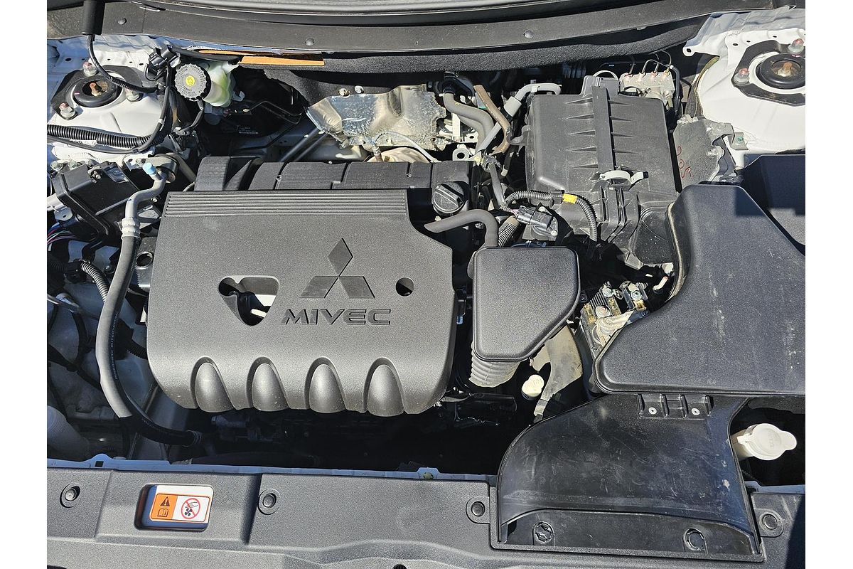 2018 Mitsubishi Outlander ES ZL