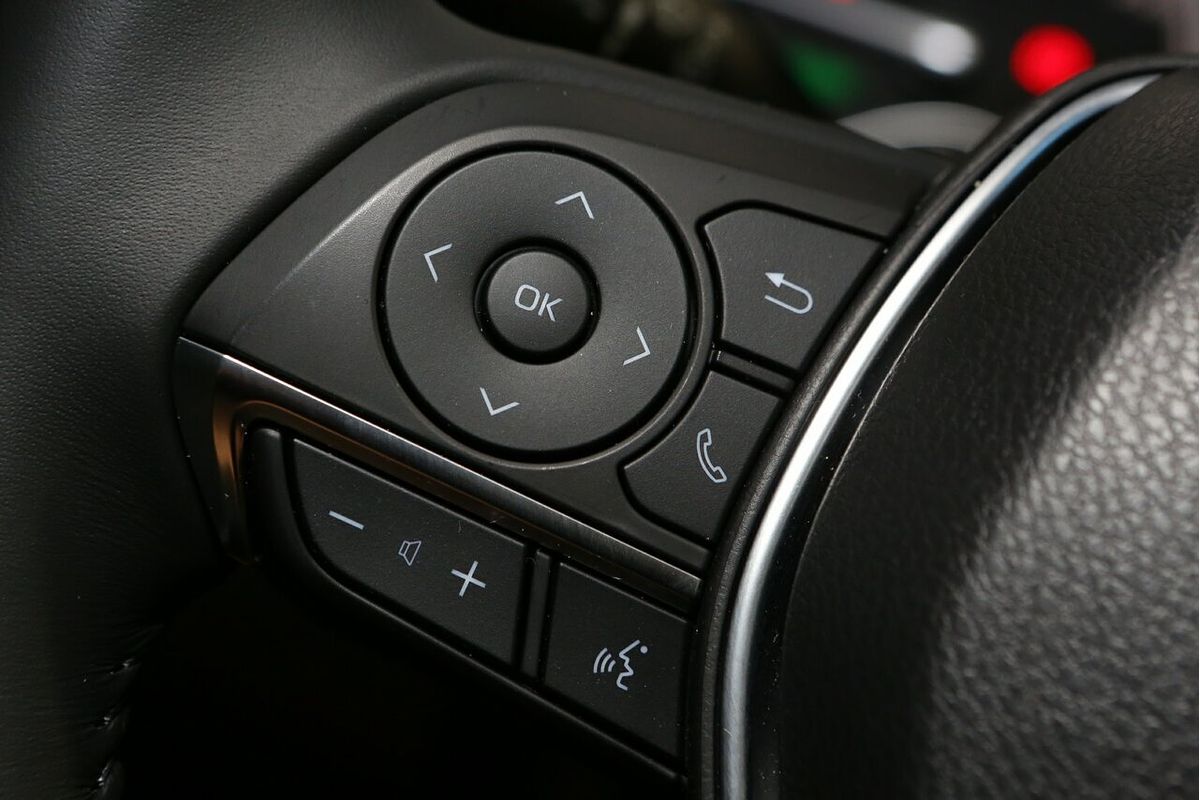 2023 Toyota Camry SX AXVH70R