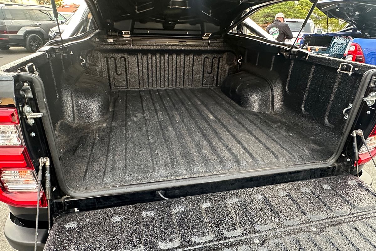 2020 Toyota Hilux Hilux 4x4 SR5 2.8L T Diesel Automatic Double Cab