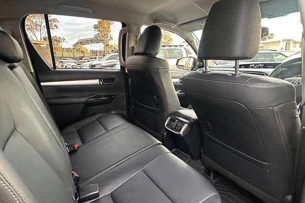 2020 Toyota Hilux Hilux 4x4 SR5 2.8L T Diesel Automatic Double Cab