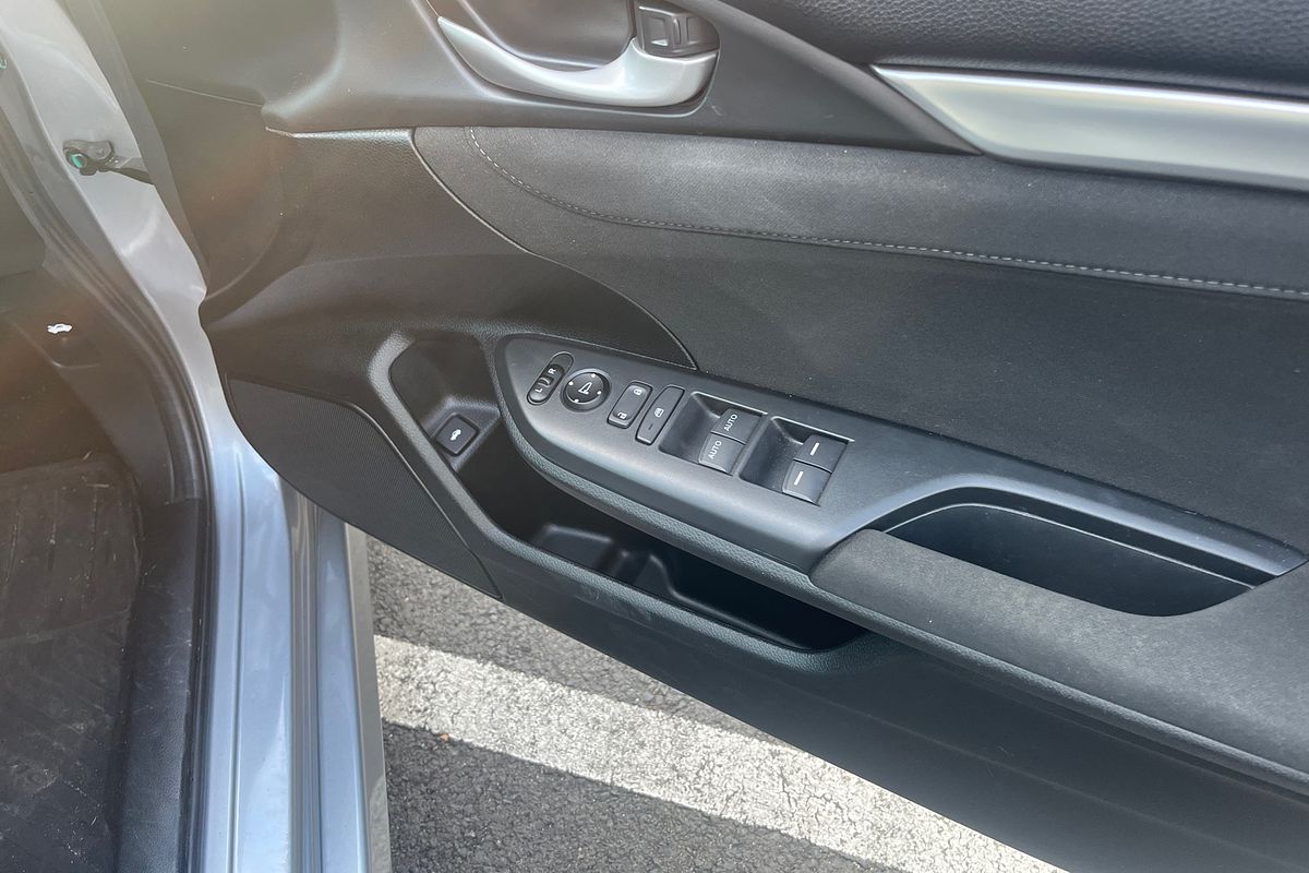 2018 Honda Civic VTi-S LUXE 10th Gen