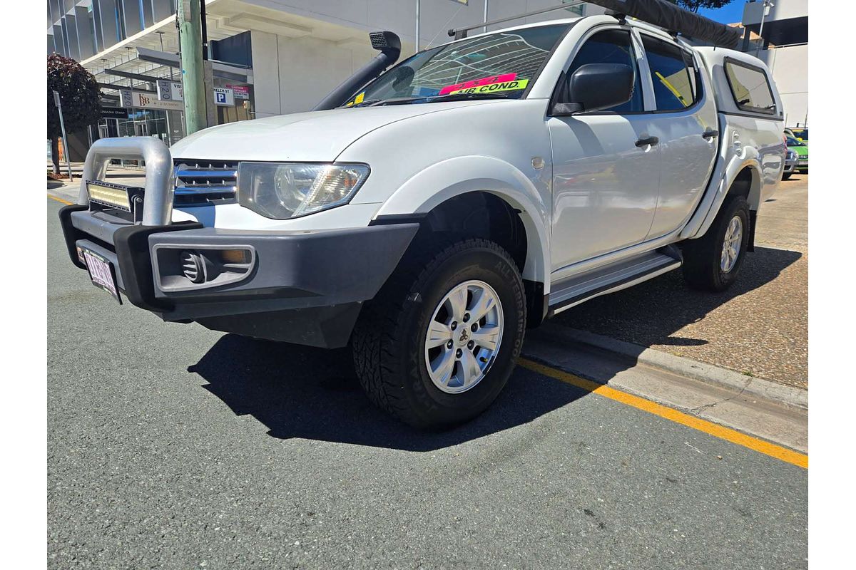 2015 Mitsubishi Triton GLX MQ 4X4