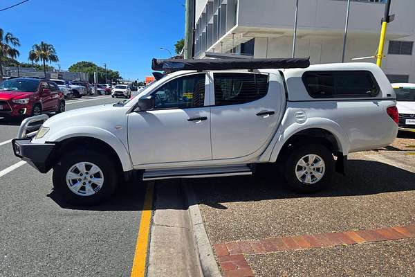 2015 Mitsubishi Triton GLX MQ 4X4
