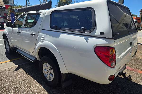 2015 Mitsubishi Triton GLX MQ 4X4