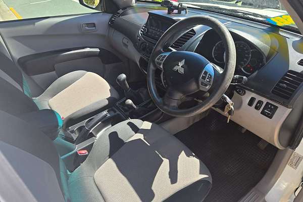 2015 Mitsubishi Triton GLX MQ 4X4