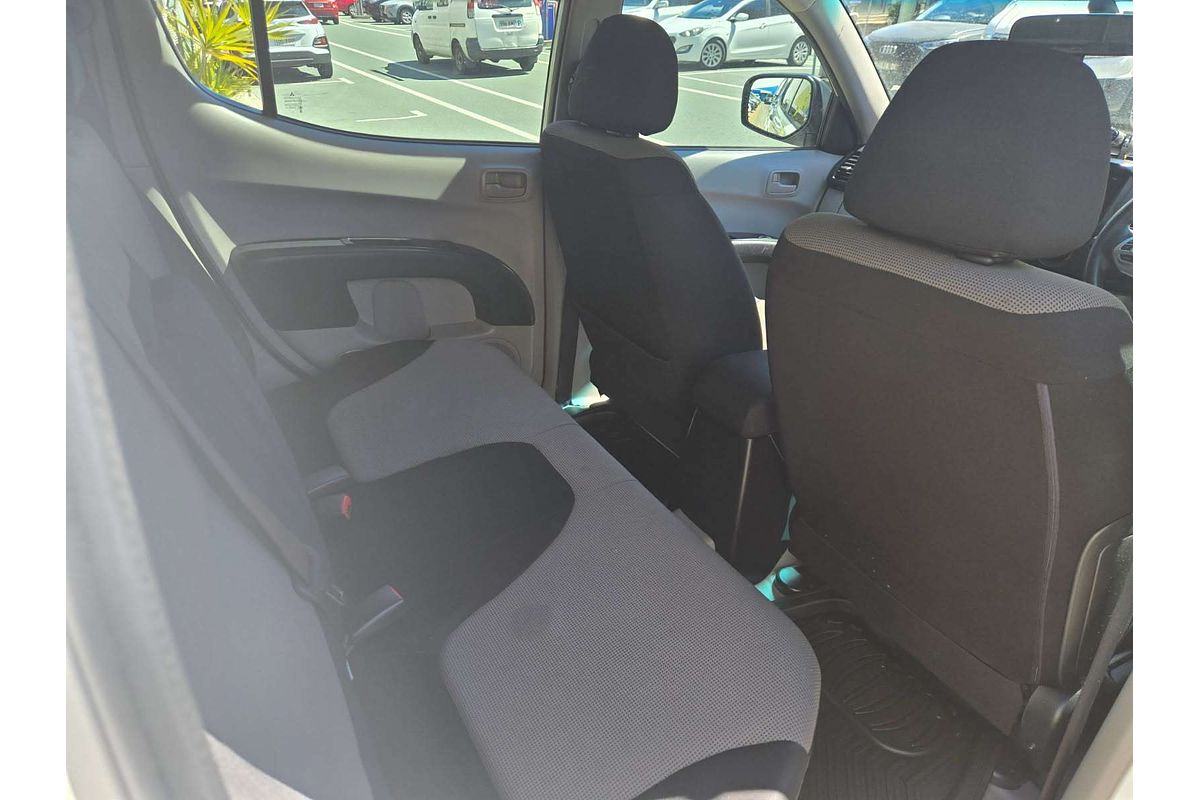 2015 Mitsubishi Triton GLX MQ 4X4