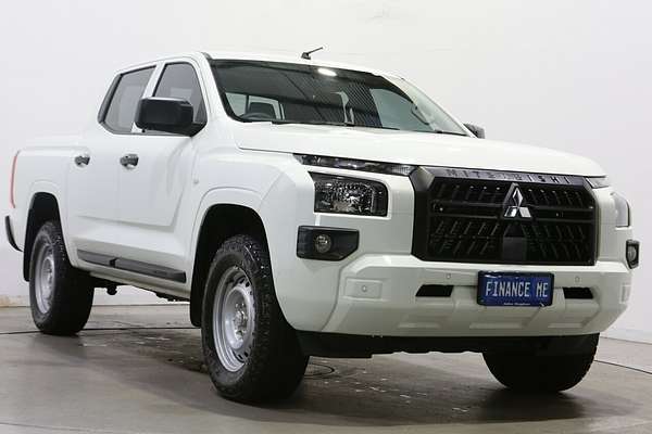 2024 Mitsubishi Triton GLX MV 4X4