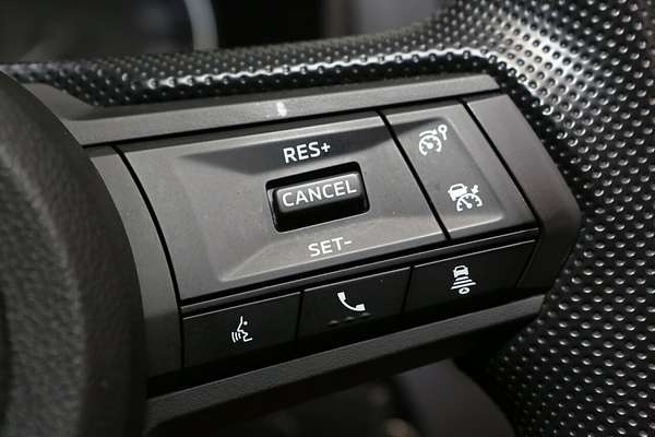 2024 Mitsubishi Triton GLX MV 4X4