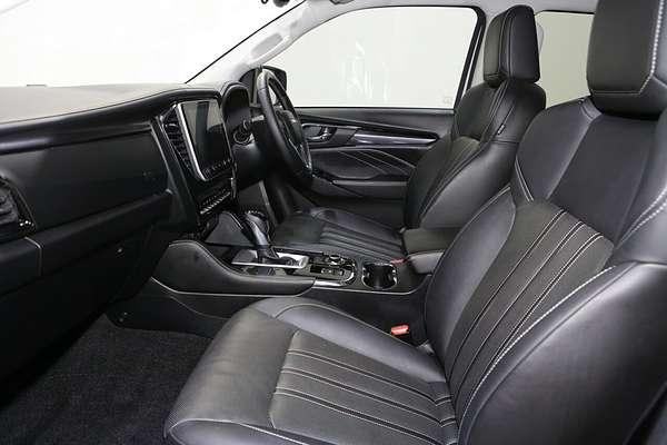 2023 Isuzu MU-X LS-T