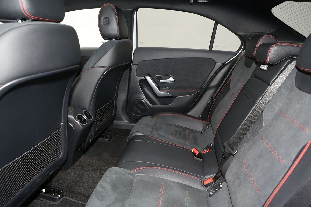 2022 Mercedes-Benz A-Class A250 V177