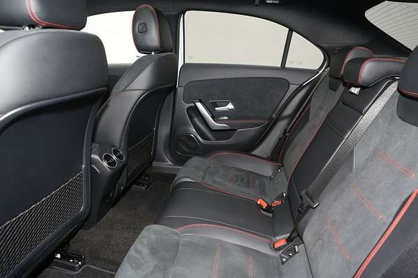 2022 Mercedes-Benz A-Class A250 V177