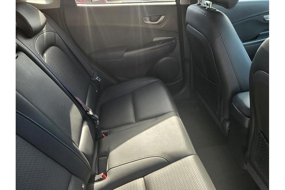 2020 Hyundai Kona Elite OS.3