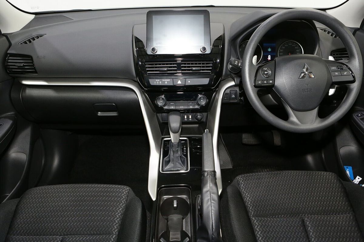 2024 Mitsubishi Eclipse Cross ES YB