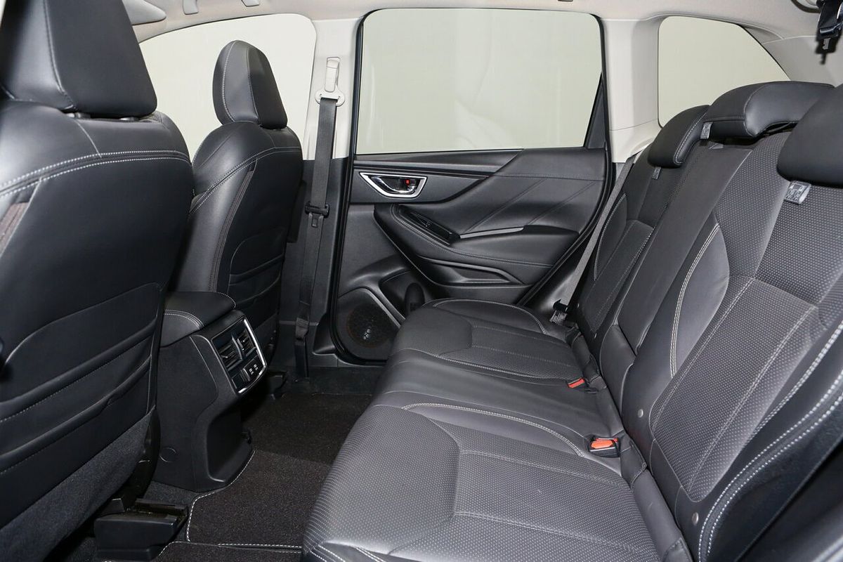 2020 Subaru Forester 2.5i-S S5