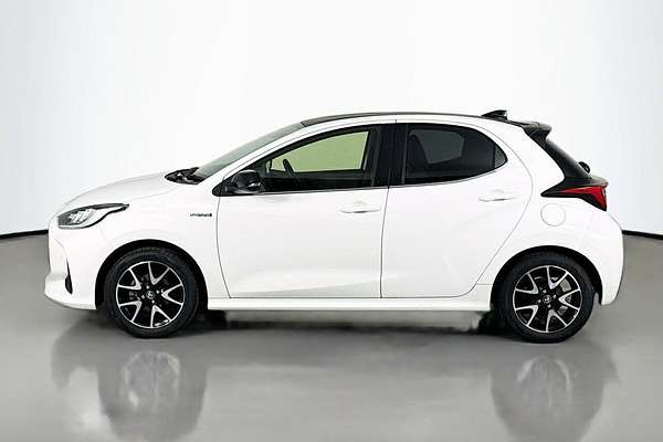 2021 Toyota Yaris ZR Hybrid MXPH10R